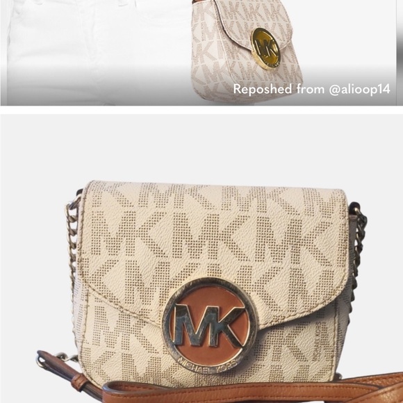 Michael Kors Cream Crossbody Bag - Picture 1 of 9